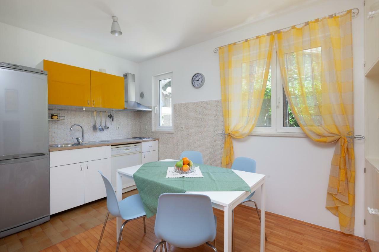 Apartmani "Miso" Podgora Eksteriør bilde
